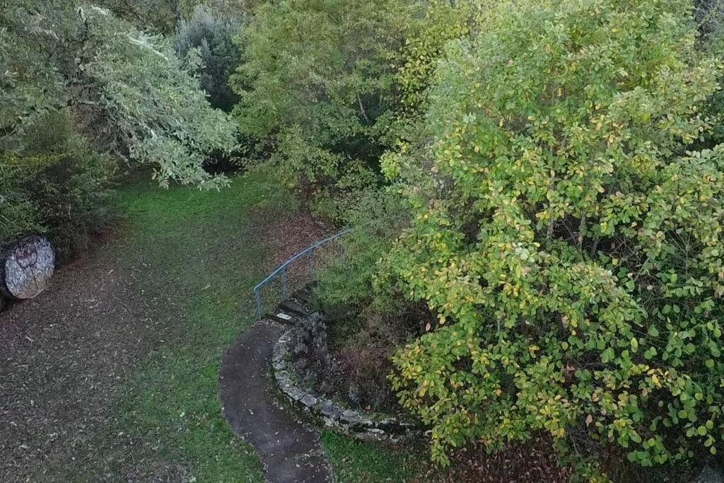 Romantique, Avec Son Petit Etang Prive En Dordogne Villa Montignac-Lascaux Exterior photo